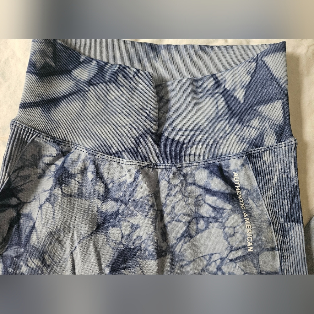 AUTHENTIC AMERICAN Blue Tie Dye "Scrunch Butt" Leggings | SZ S - Picture 3 of 7